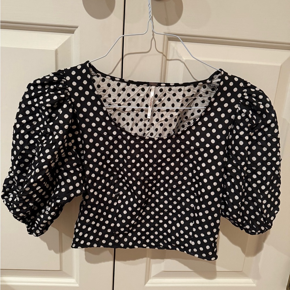 FREE PEOPLE POLKA DOT PUFF SLEEVE CROP TOP SIZE 2